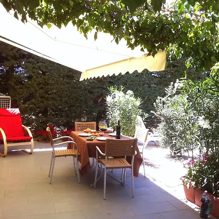 Charming House In With Multiple Views Sciacca