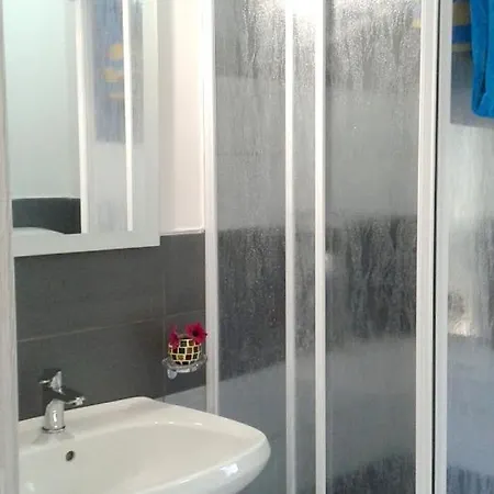 Сasa de vacaciones Charming House In With Multiple Views *